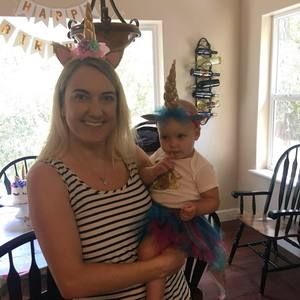 Meet your Posher, Stacy